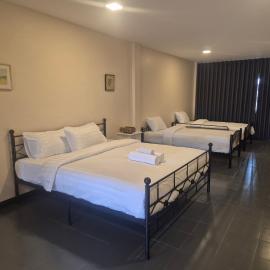 Rock&Row Mototel by Rock the House Fl 4, hotel v destinaci Pak Chong