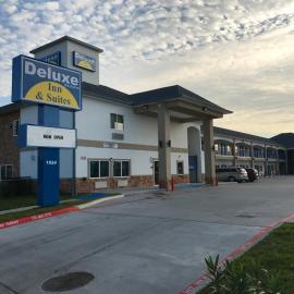 Deluxe Inn & Suites - Baytown, hotell sihtkohas Baytown