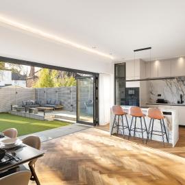 Spacious 5-Bedroom Family Home in Prime Location