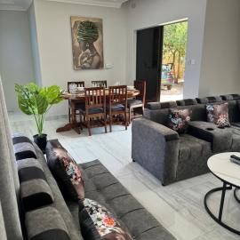 Elephant's Crest Lodge