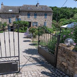 La Maison Rouziès, Hotel in La Bastide-lʼÉvêque
