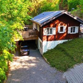 Chalet in Manhay for 9 Person, hotel sa Manhay