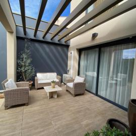 Villa 5, Hotel in Mauguio