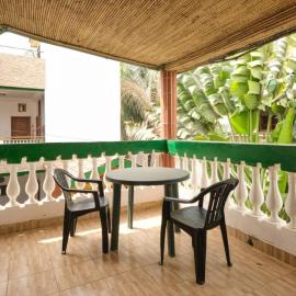 Case Africaine Confort Terrasse Accès Plage, hotel di Mbour