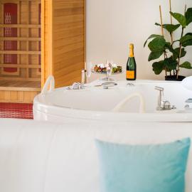 Tiffany & Babylon Luxury Stay