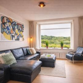 Spacious Beach House sea & dunes with free parking