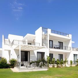 Gartenwohnung am Meer, ruhig, Pool