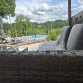 Le Blanc Spa, hotel in Nanteuil-en-Vallée
