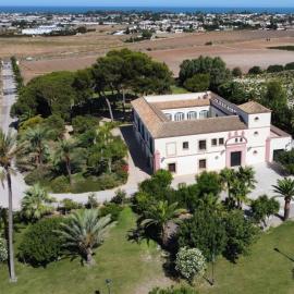 Casa Rural El Charruado, hotel in Sanlúcar de Barrameda