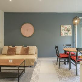 Chic & Comfortable Apartment, Private Terrace, hotel ve Valencii
