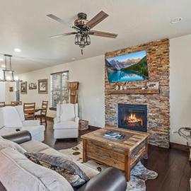 Aspen Crest Condo 4BR Clubhouse Access, hotell i Kamas