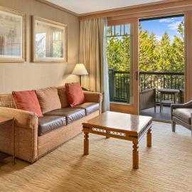 4038 Suncadia Forest Retreat with Hot Tub Views โรงแรมในเคลเอลลัม
