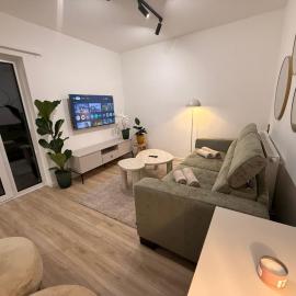 Apartmány Adelia - Apartmánový dom Pinea - Lia