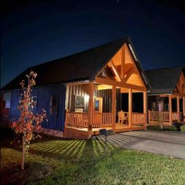 Bourbon Villa at Daynabrook Farm with Hot Tub-6