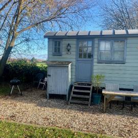 The Shepherds Hut @ Graingers
