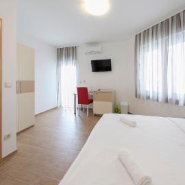 Guesthouse Villa Klara, hotel in Baška Voda