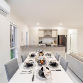 Brand New 4 Bedroom Belleview House near Ipswich: Ripley şehrinde bir otel