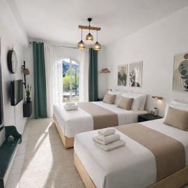 Olive Studio ,Balcony with Mountain View, Kitchenette, 1km to Beach ,by likeyourhome