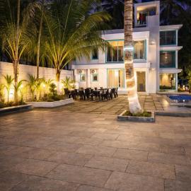 Bellevue Retreat, khách sạn ở Alībāg