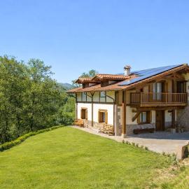 Casa Eizaola | Naturaleza y Encanto en Etxalar – hotel w mieście Etxalar