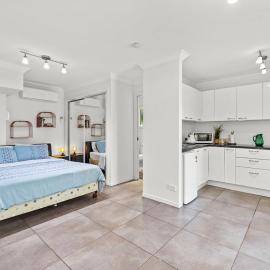 One bedroom studio