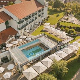 Hotel Sonnengut Wellness - Therme - Spa, hotel u gradu 'Bad Birnbach'