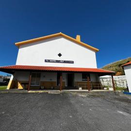 Hotel JSF, hotel v mestu Horta