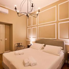 DEM Hotel, hotel din Roma