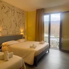 Hotel Piccolo Paradiso - Latronico "Terme", hotel em Latronico