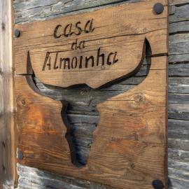 Casa da Almoinha, hotel in Unhais da Serra
