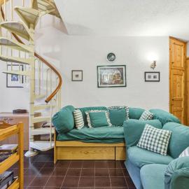 Hostdomus - Bianco Incanto – hotel w mieście Claviere