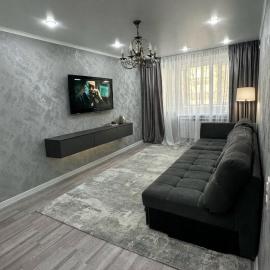 Чисто Уютно Современно, hotel di Taraz