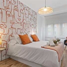Picasso, para 6 personas, espacioso piso de diseño, hótel í Gijón