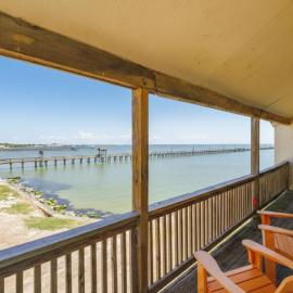 Bay Breeze Bungalow, hotel in Rockport