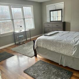 Private 3 bd 3 ba close to Downtown Memphis Medical District
