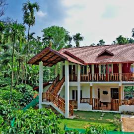 Dadad Gadde Nature Stay - Estate, Home Food, Near to Falls & Sightseeing, hotel a Sakleshpur