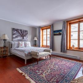 Appart & Hôtel Le Saint-Vallier - Par Revenus Locatifs Qc