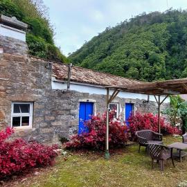 Cantinho da Inês Alojamento Local – hotel w mieście Faial da Terra
