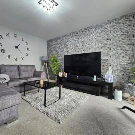 Modern spacious Home in Rhyl, hotel in Rhyl