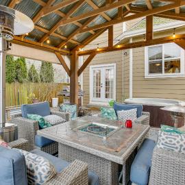 Pool, Hot Tub + Fire Pit: Family Home By U of O!, hotel a Eugene