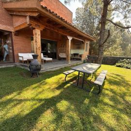 Residencia en la montaña con vista al lago a 5 min del centro