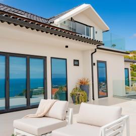 Ocean View Villa, Private Pool and Terrace, hotel in Santa Cruz