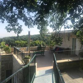 בשקט שלך, hotel in Mattat