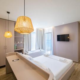 Mirage Bay Deluxe, hotel i Sarandë