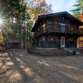 Cozy Cabin in Heart of Conway