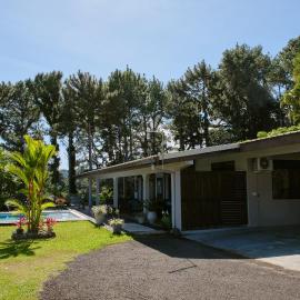 Enjoy Camanukea Lodge, hotel a Mahina
