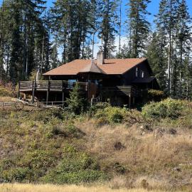 Junction City에 위치한 호텔 Deluxe Chalet Retreat near U of O Eugene OR Large groups welcome sleeps 16 Pet stay Free