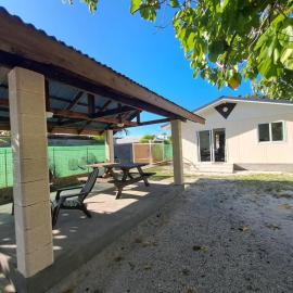 Fare Kahaia - Manihi, hotel a Manihi