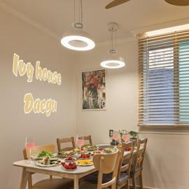 Banwoldang Stn 3min, 2F 4pm & 3F 8pm Check-in, Table for 6, Hotel bedding, Luggage Storage