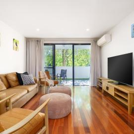 Ground Floor Apartment with Park Views, Kingston - Hosted by Canstay